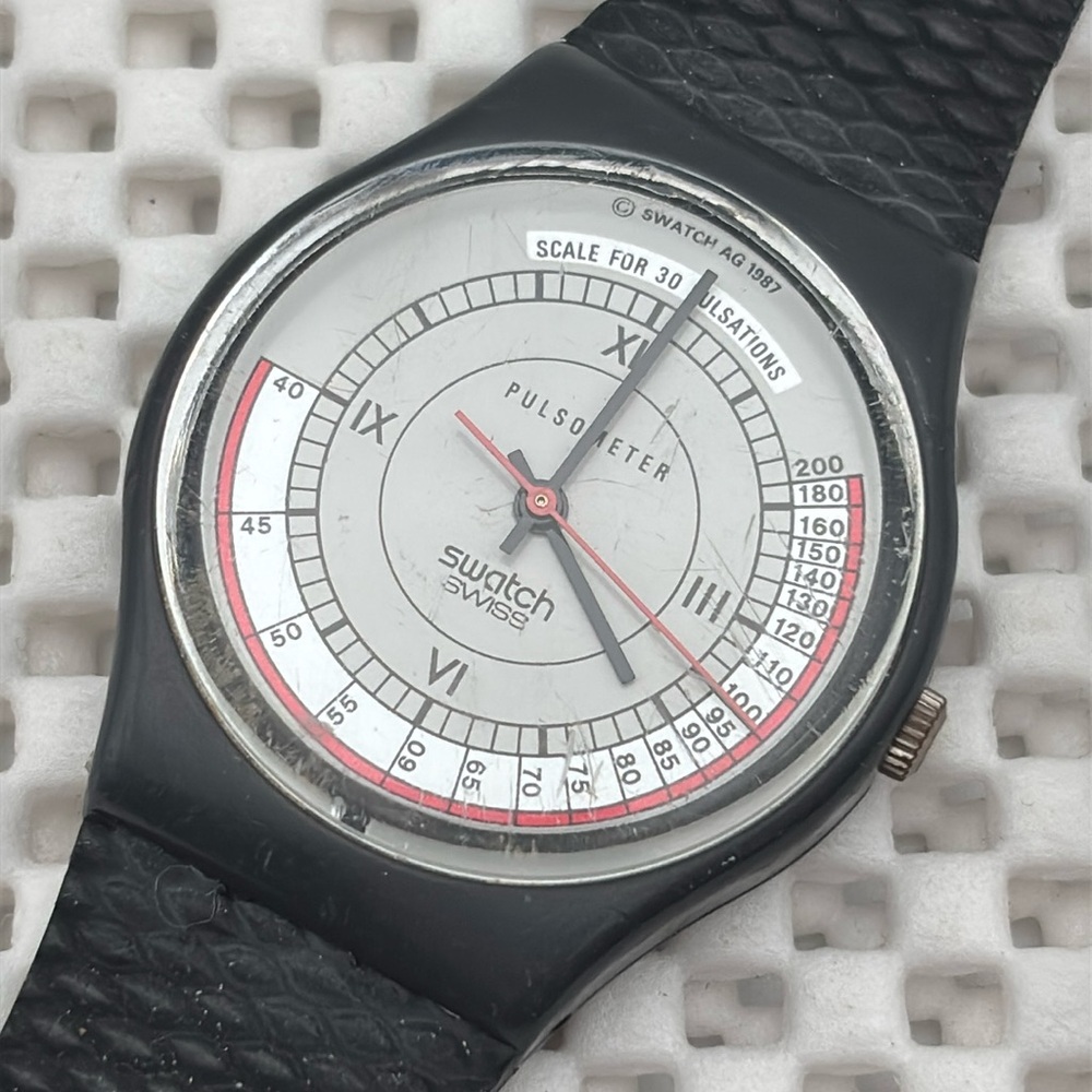 Swatch Watch - GA106 - PULSOMETER